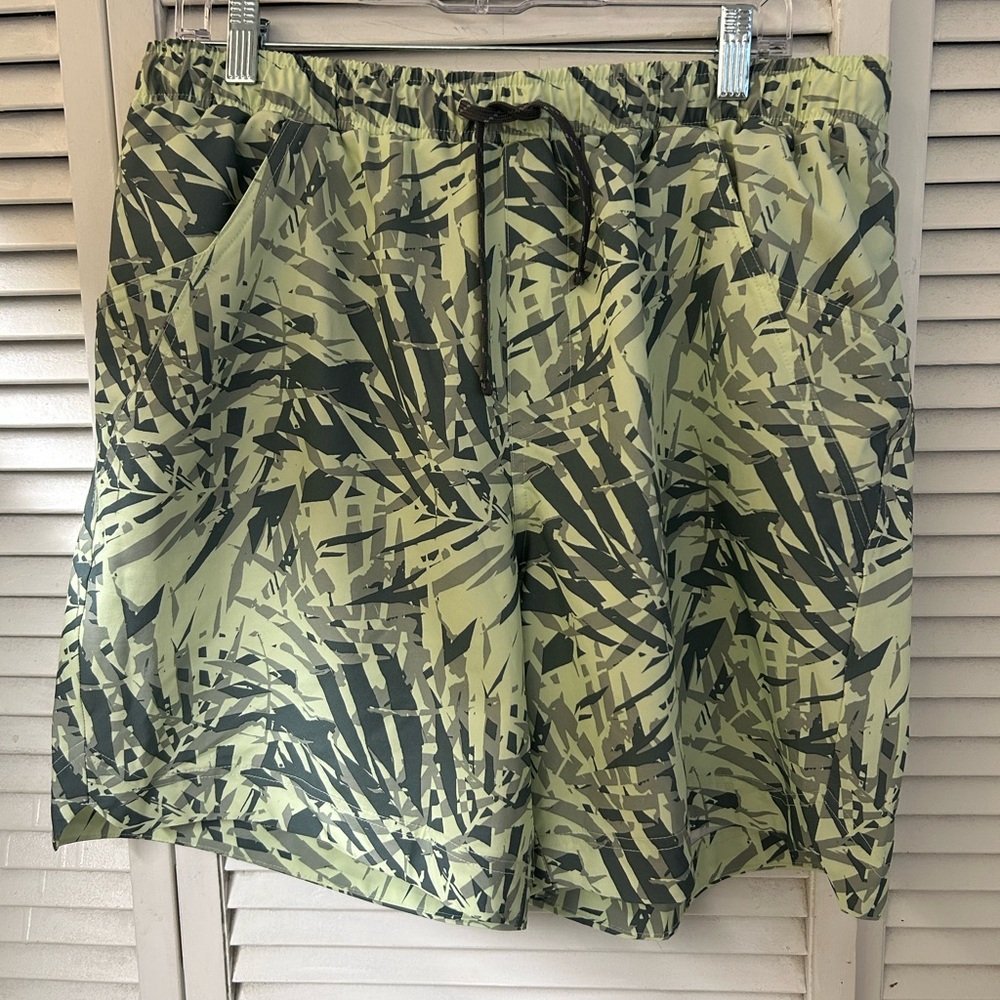 Columbia‎ Men's Green Palm-Print Swim Shorts - Drawstring Waist Size L